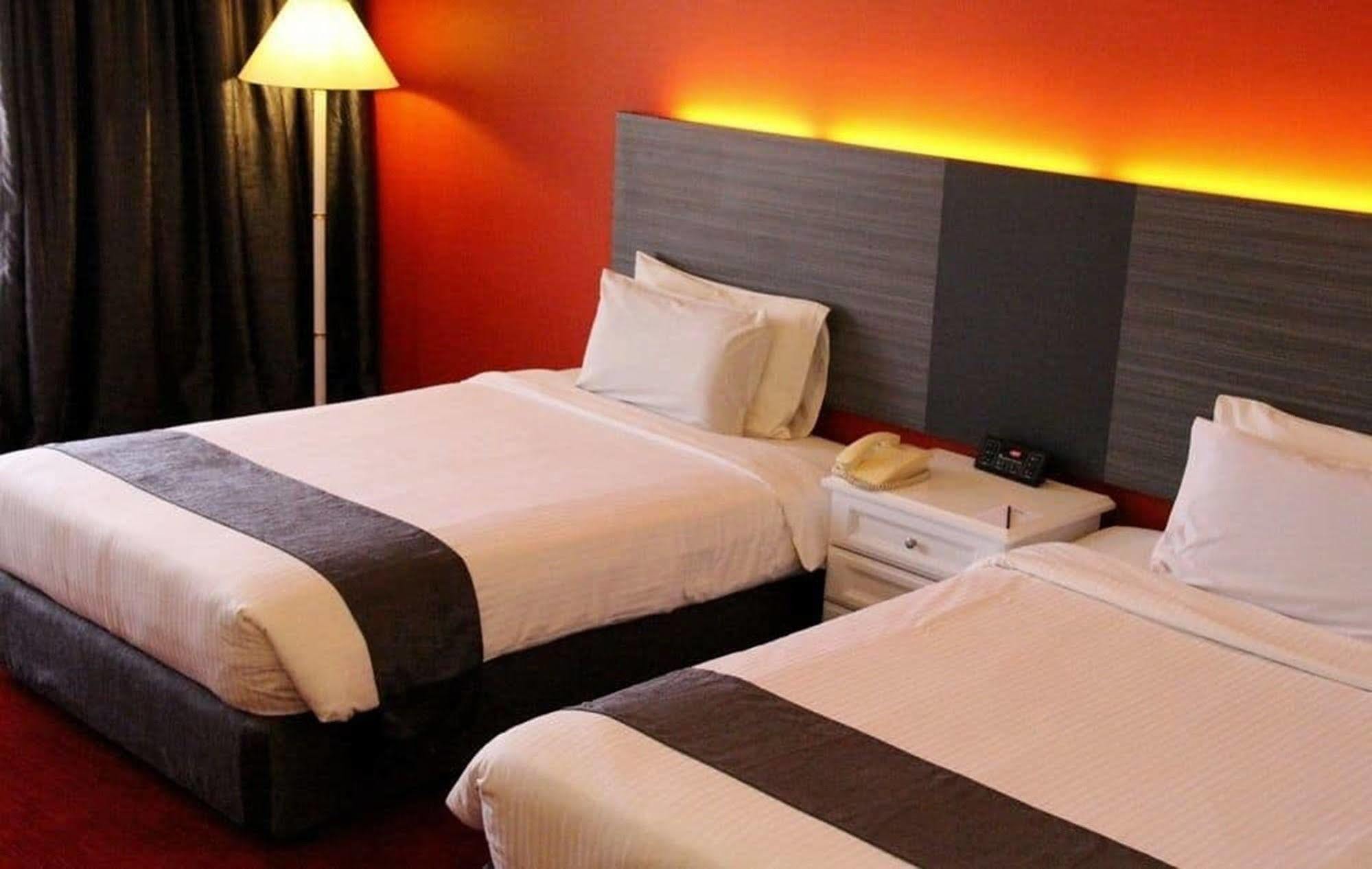 Grand Riverview Hotel Kota Bharu Dış mekan fotoğraf